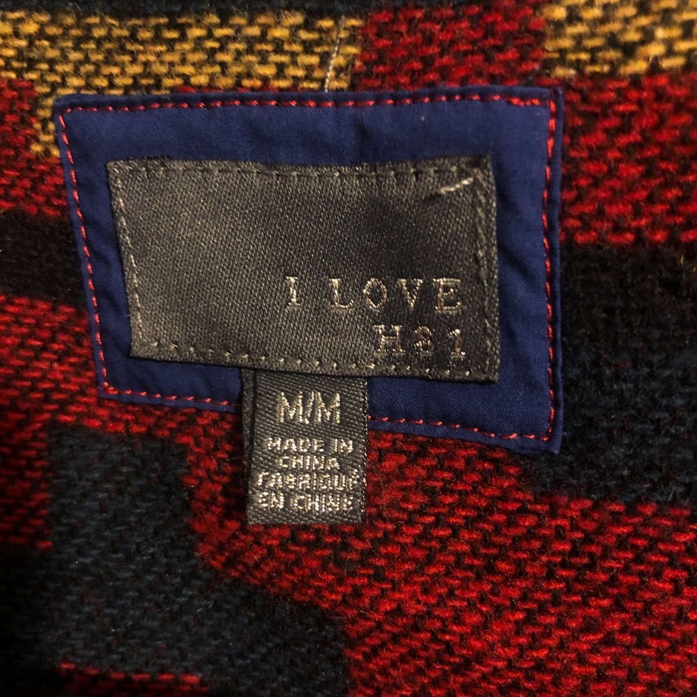 Geometric Fall Cardigan - Picture 3 of 3